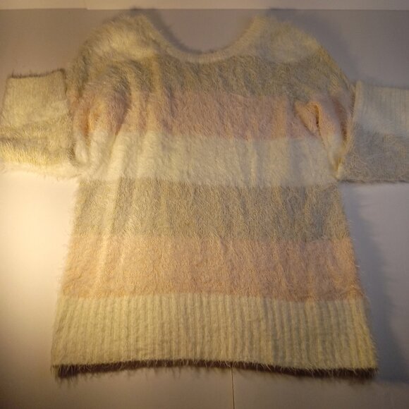 ALMOST FAMOUS DRESSY TOP STRIPE EYELASH SWEATER PEACH - Picture 2 of 2